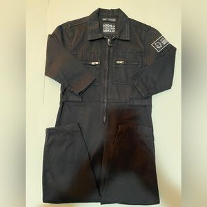 Kids Zara jumpsuit size 6/7. (Black zip up)
